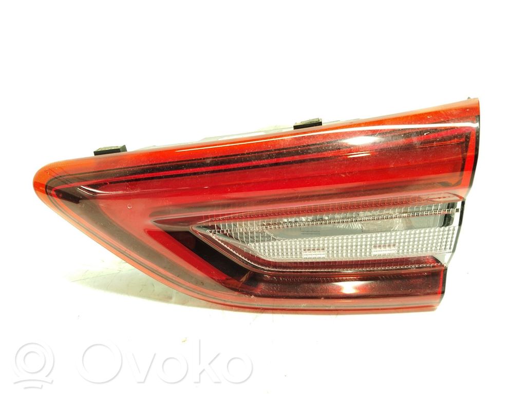 Ford Kuga III Luci posteriori del portellone del bagagliaio 