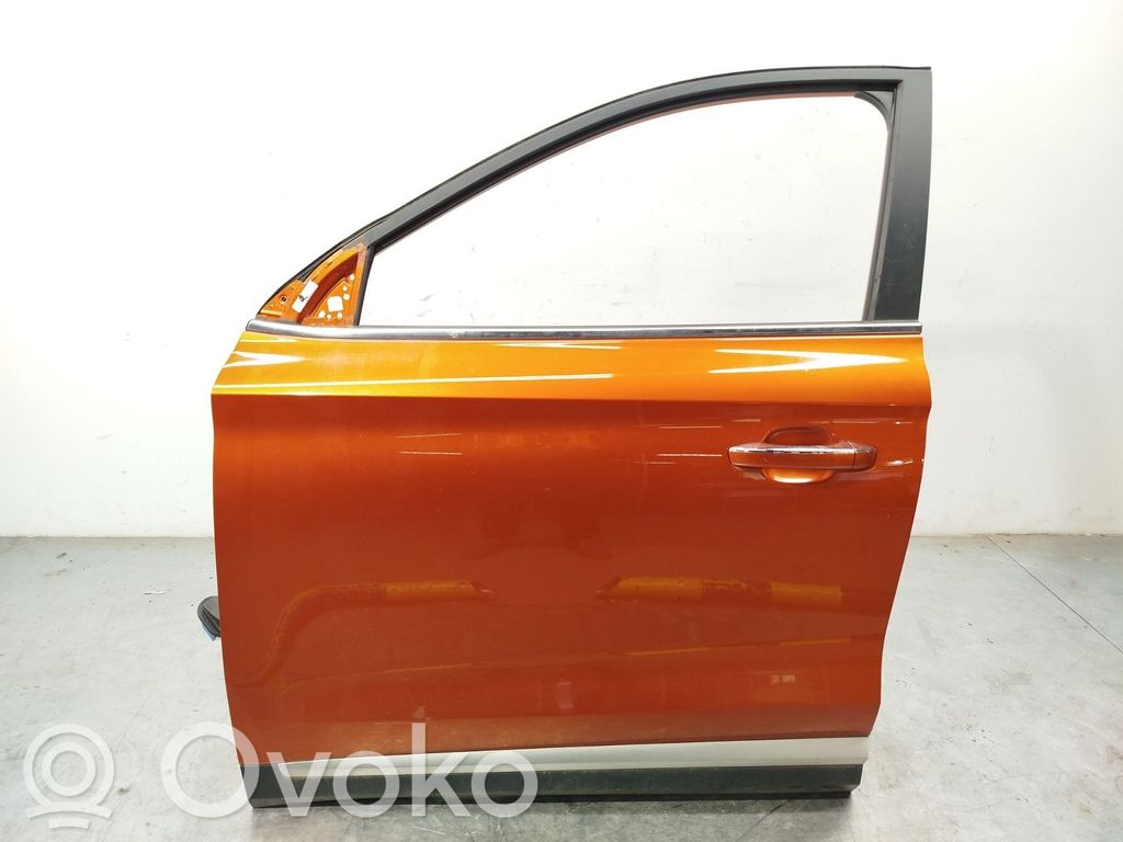 MG ZS Priekinės durys 