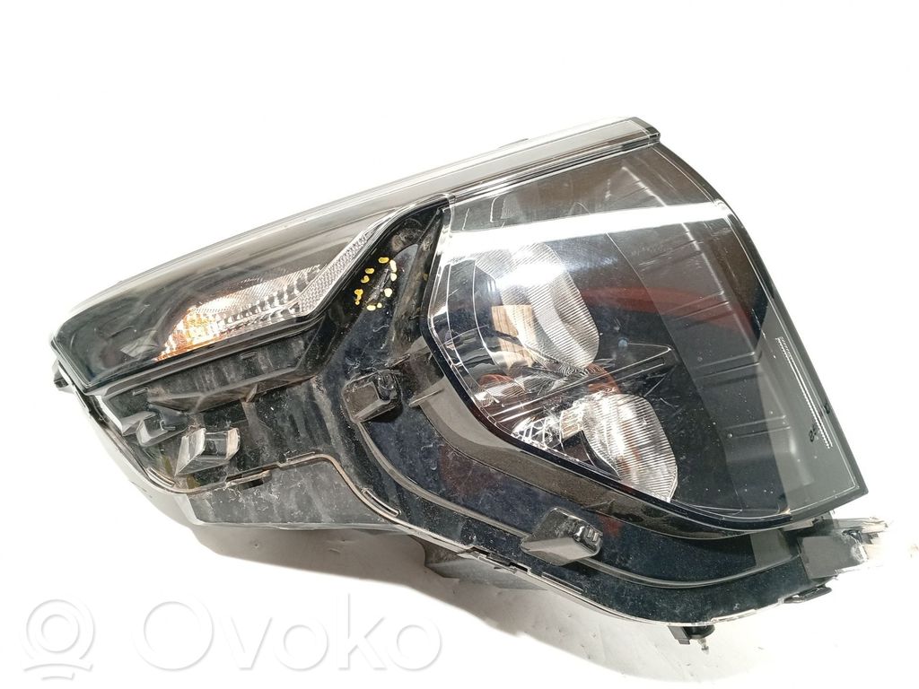 Ford Tourneo Lampa przednia 