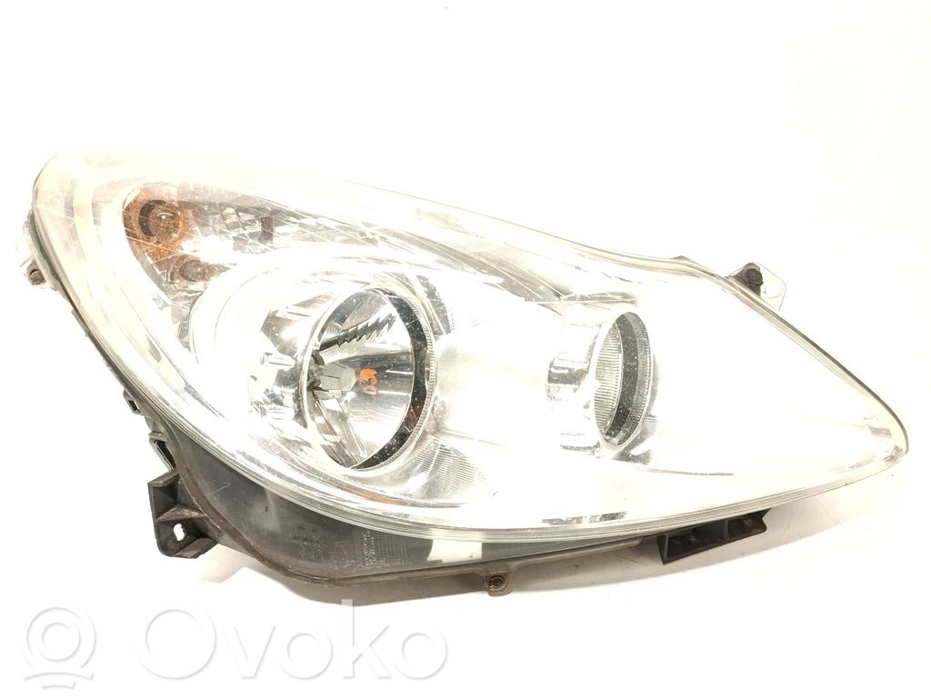 Opel Corsa D Scheinwerfer 