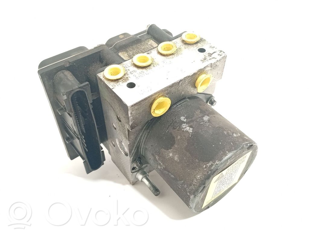 Subaru Impreza II ABS Pump 