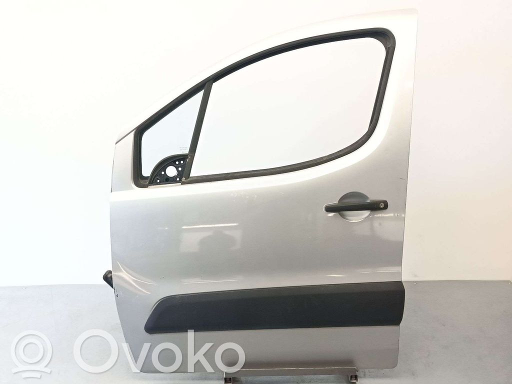 Puerta delantera   9002Z3