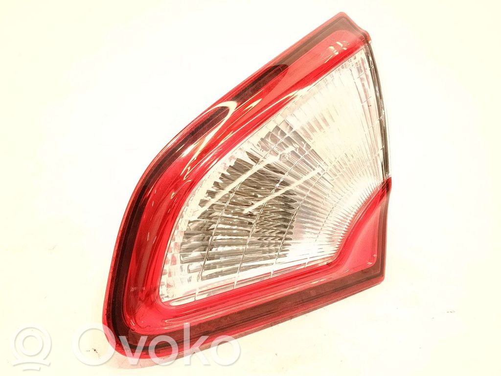 Nissan Qashqai Luci posteriori del portellone del bagagliaio