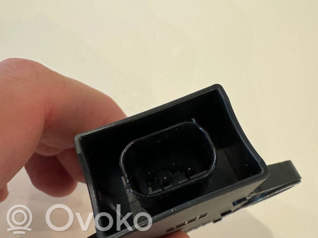 Mercedes-Benz E W212 ESP acceleration yaw rate sensor 
