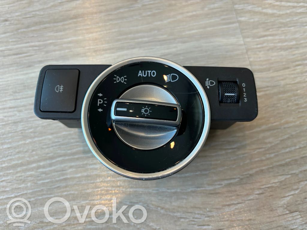 Mercedes-Benz E W212 Light switch 