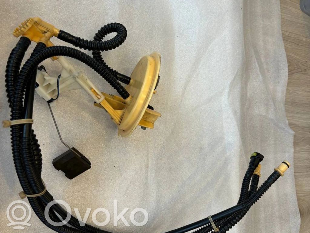 Mercedes-Benz E W212 Fuel level sensor 