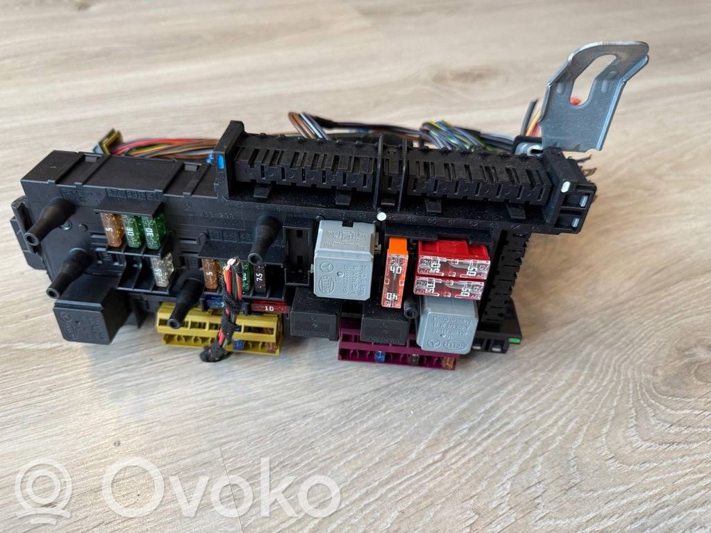 Mercedes-Benz E AMG W212 SAM control unit 