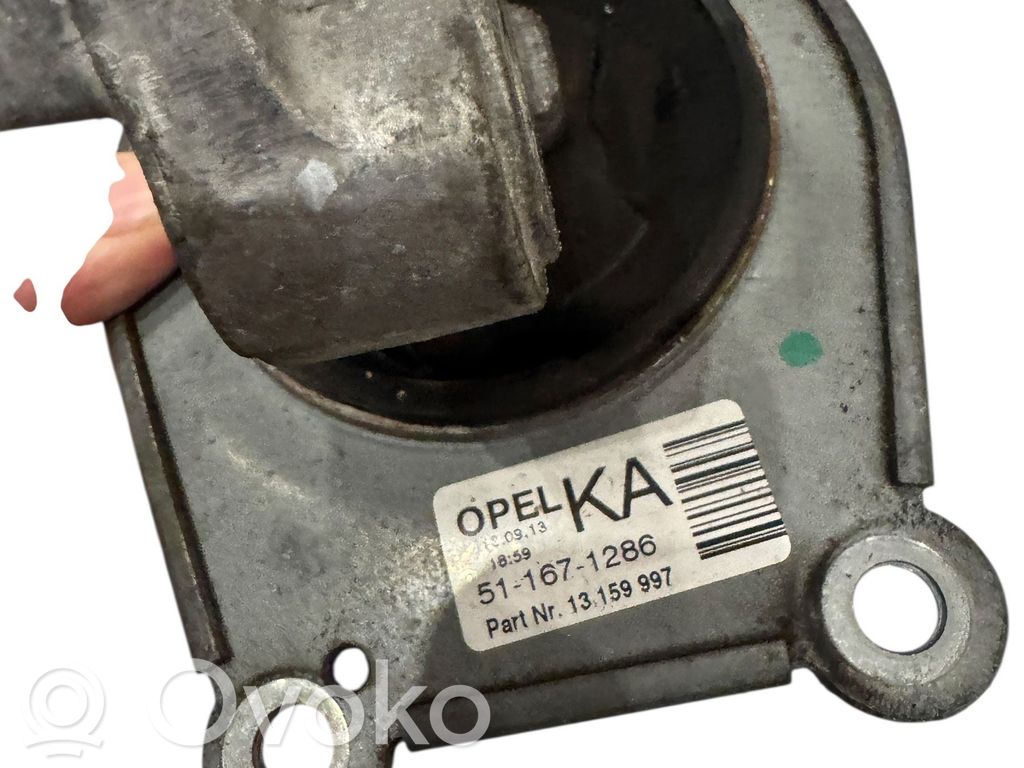Opel Meriva B Engine mount bracket 
