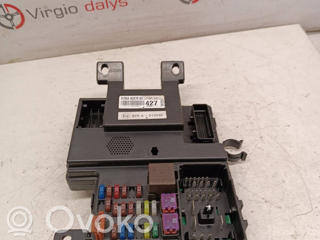 KIA Carnival Fuse module 