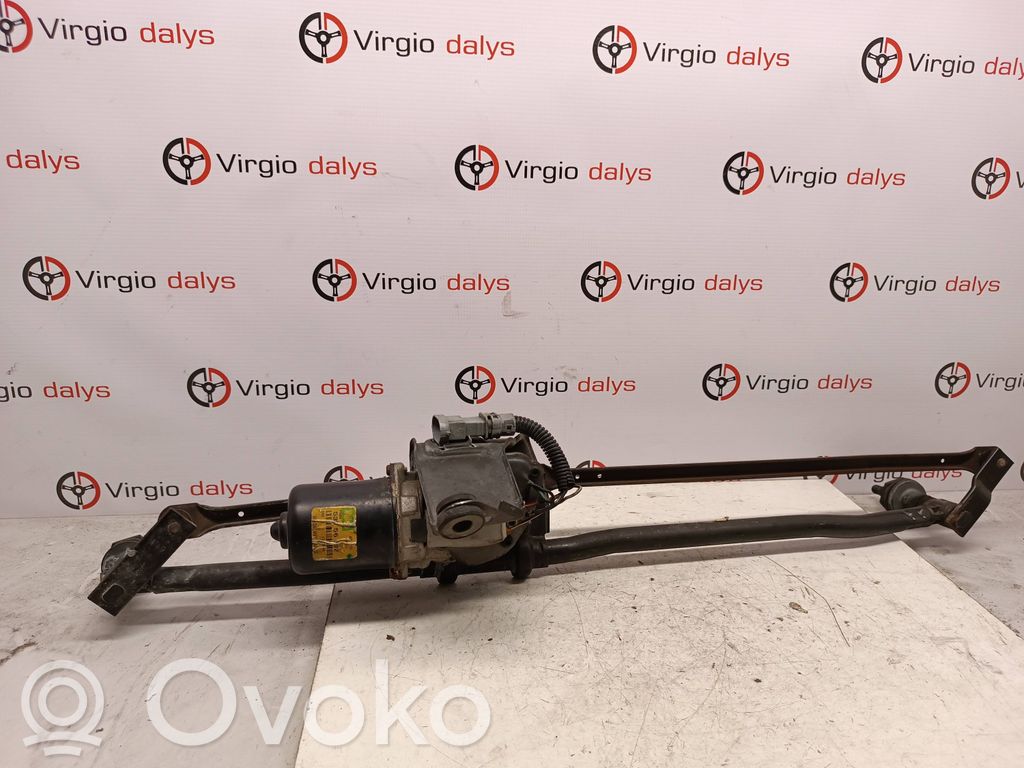 Renault Master II Front wiper linkage and motor 