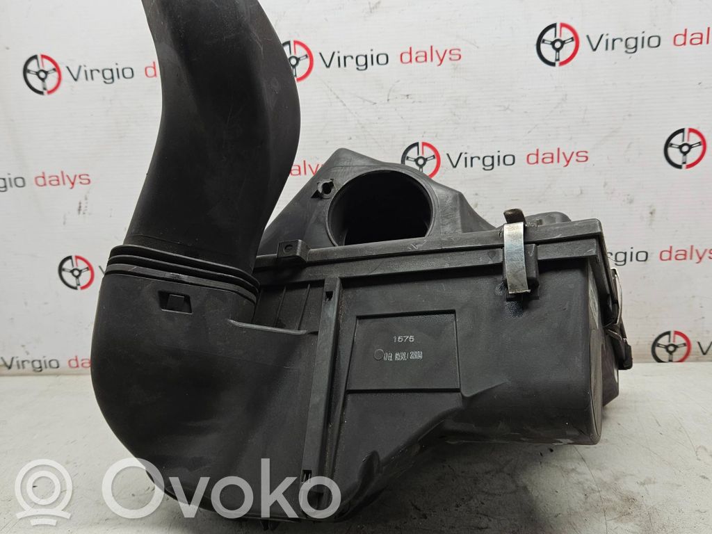 Коробка воздушного фильтра   7797460070,LP15841