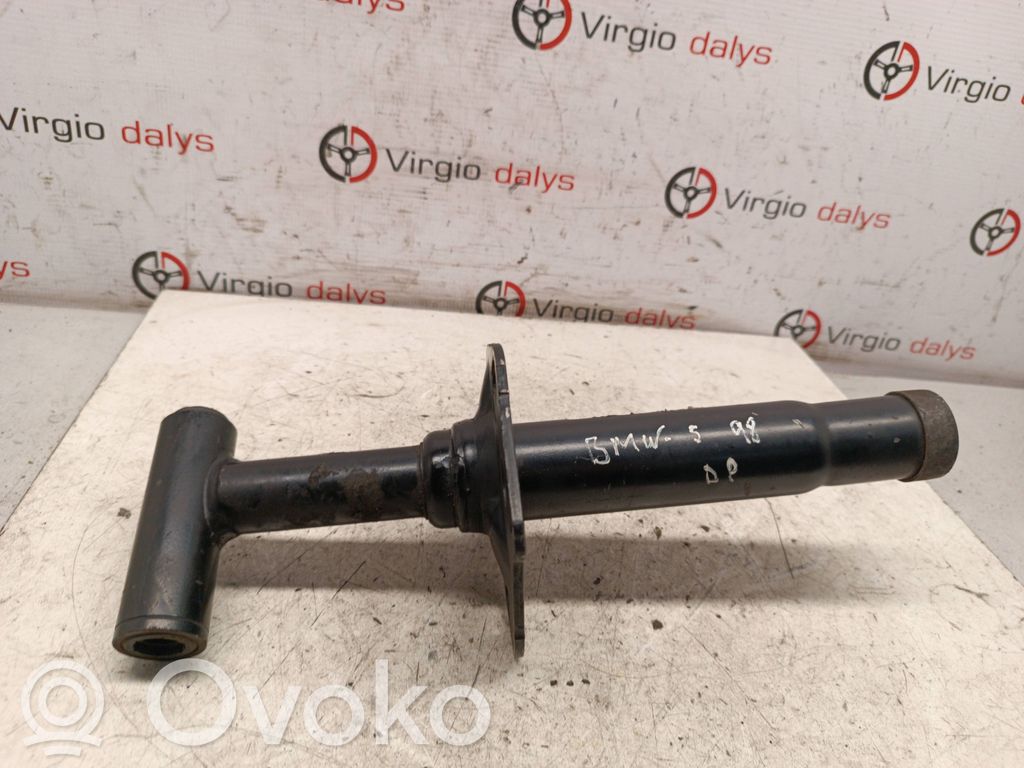Priekšpusē bampera turētājs   8159359,02310057,90518ALTD