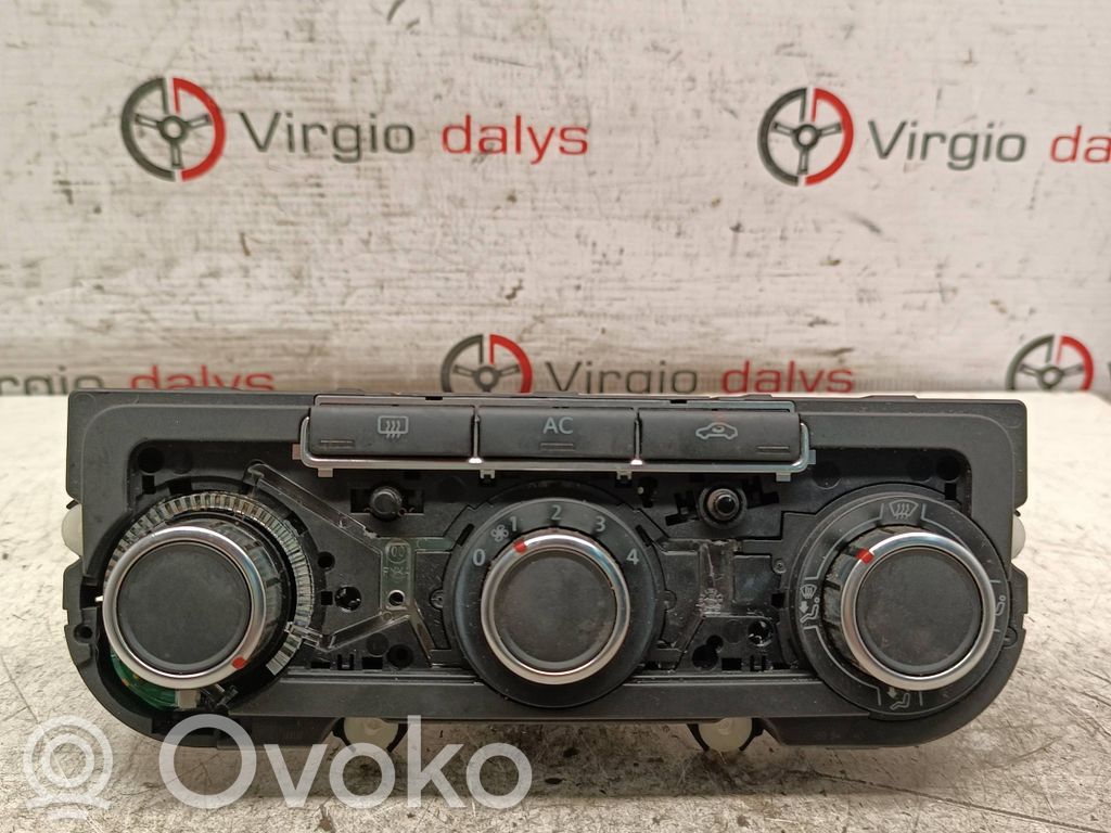 Volkswagen Golf VI Climate control unit 
