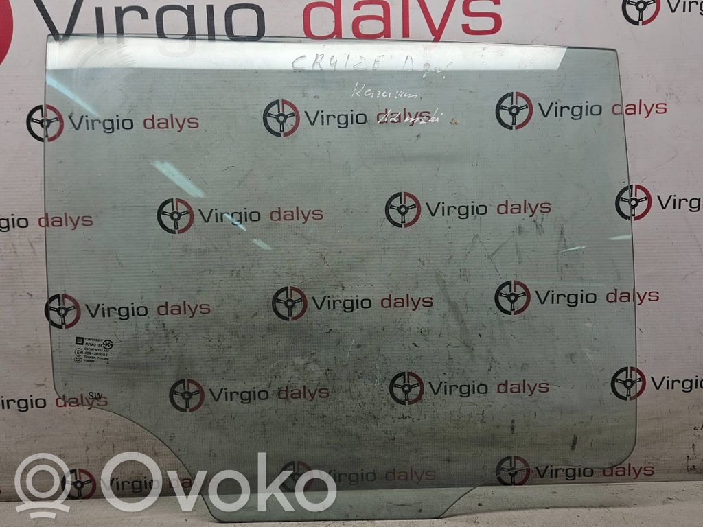 Chevrolet Cruze aizmugurējo durvju stikls 