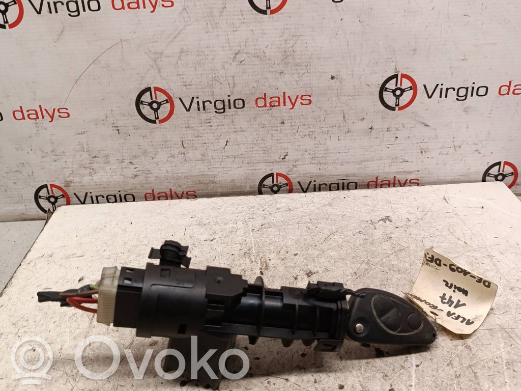 Alfa Romeo 147 Užvedimo spynelė 