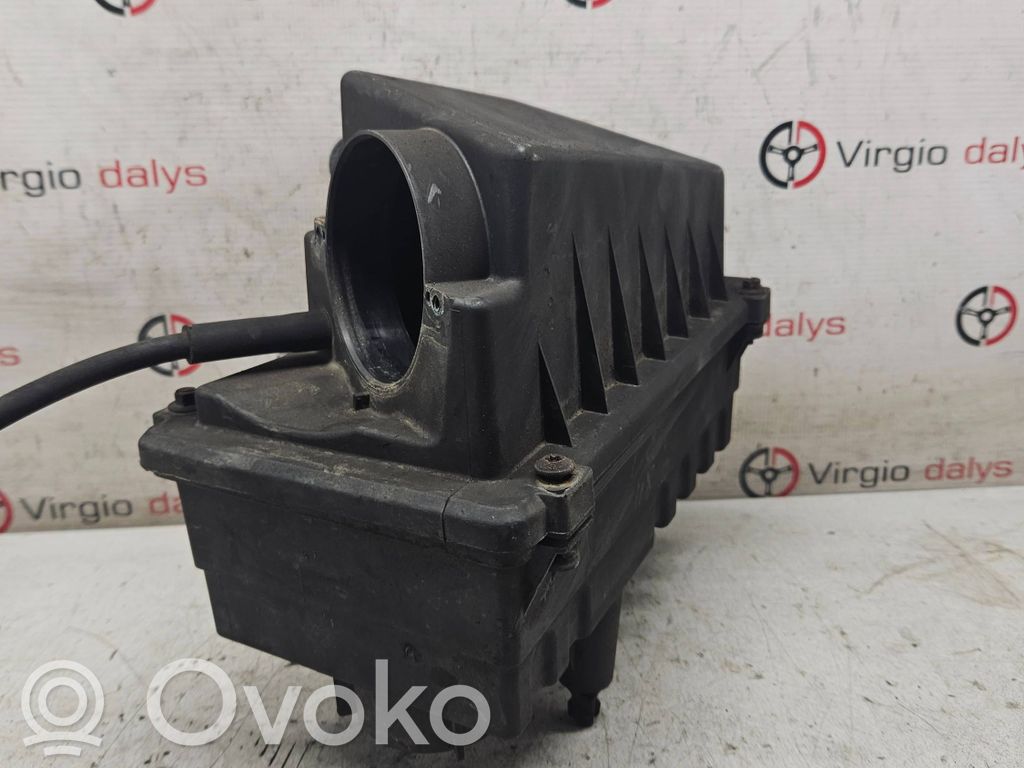 Air filter box