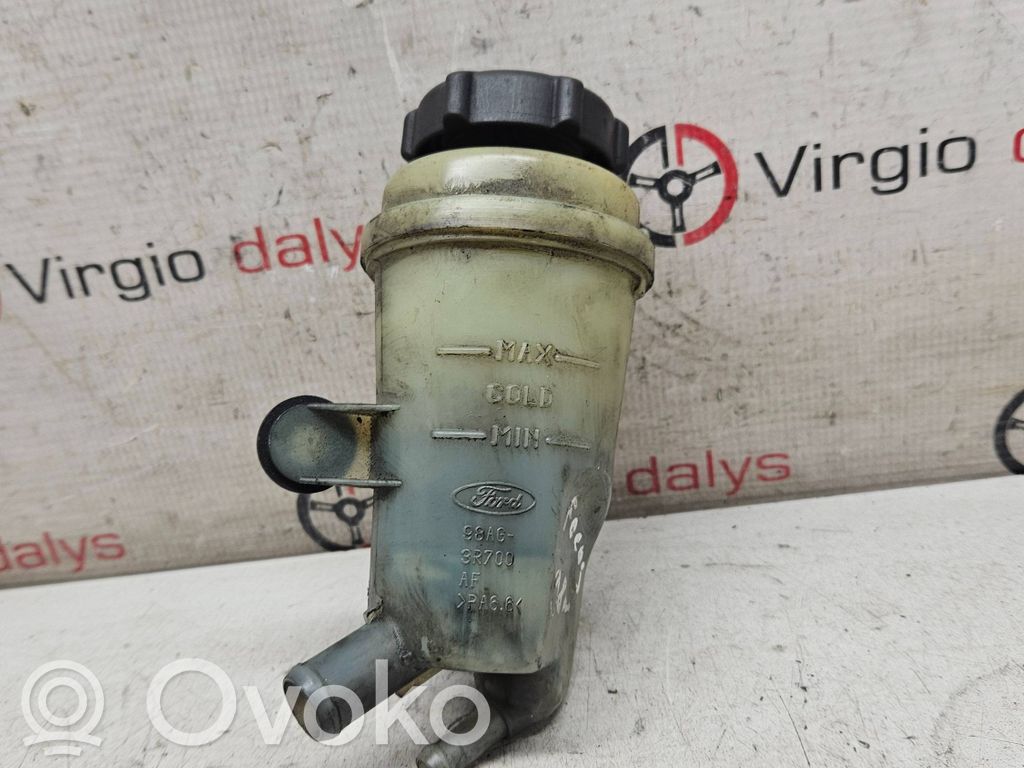 Ford Focus Power steering fluid tank/reservoir 
