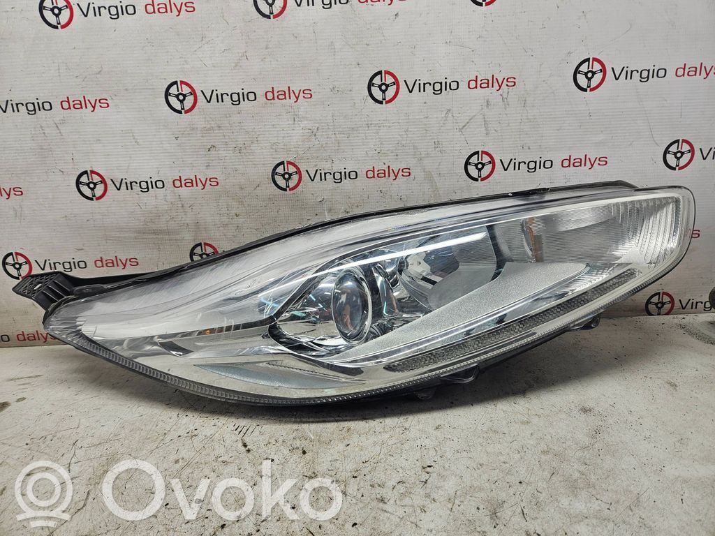 Ford Fiesta Lampa przednia 