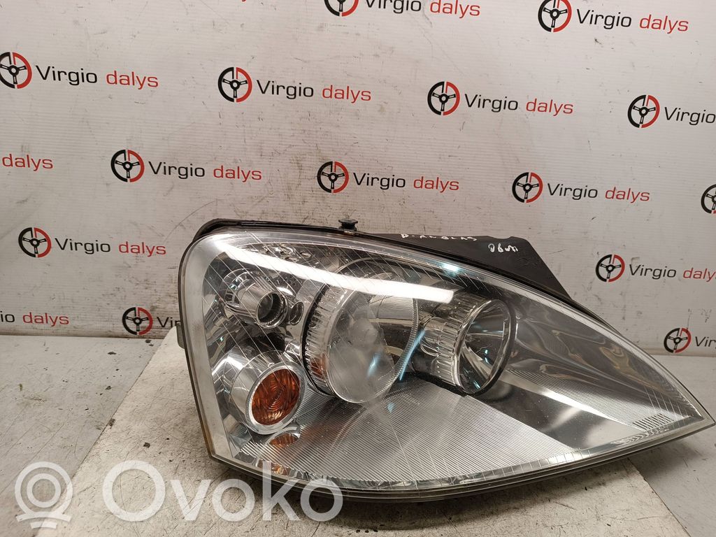 Ford Galaxy Priekšējais lukturis 