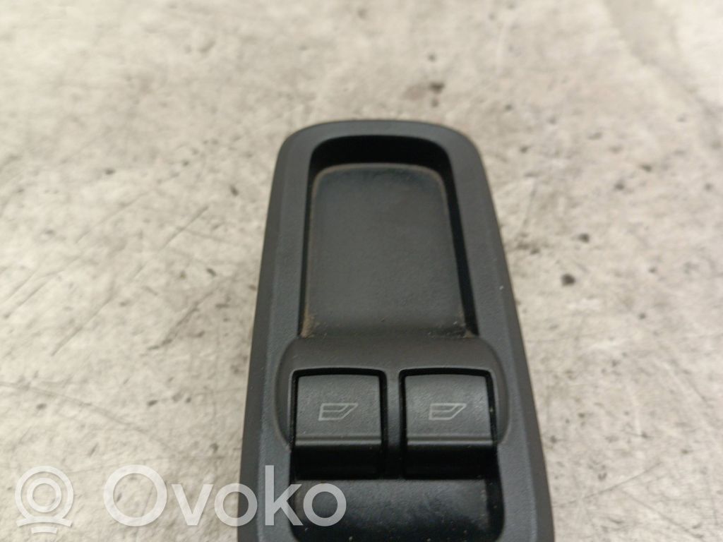 Ford Fiesta Electric window control switch 