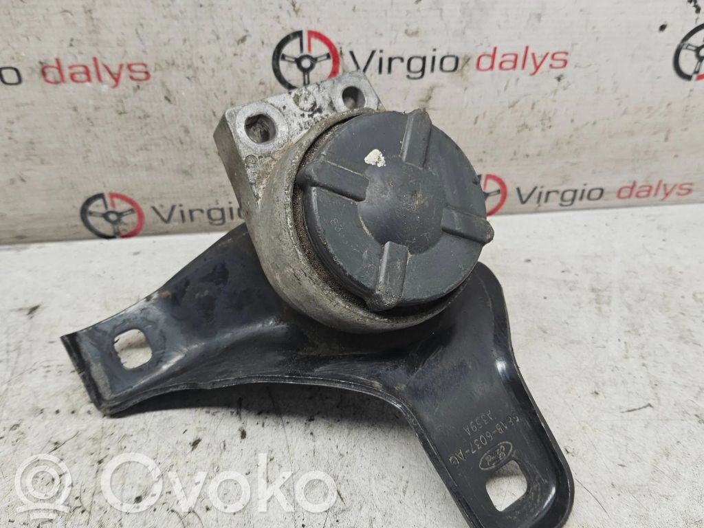 Ford Focus Engine mount bracket 