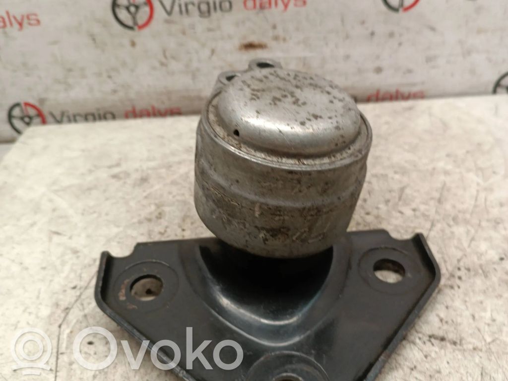 Ford Fiesta Engine mount bracket 