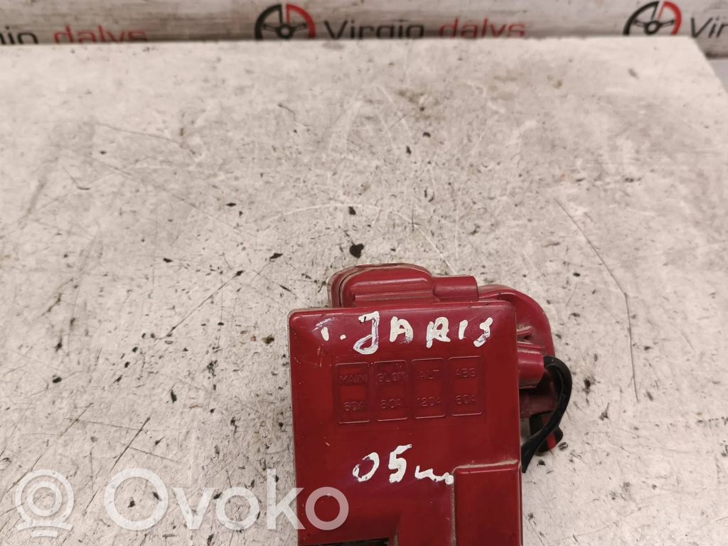 Toyota Yaris Verso Cablu cu bornă pozitivă (baterie) 