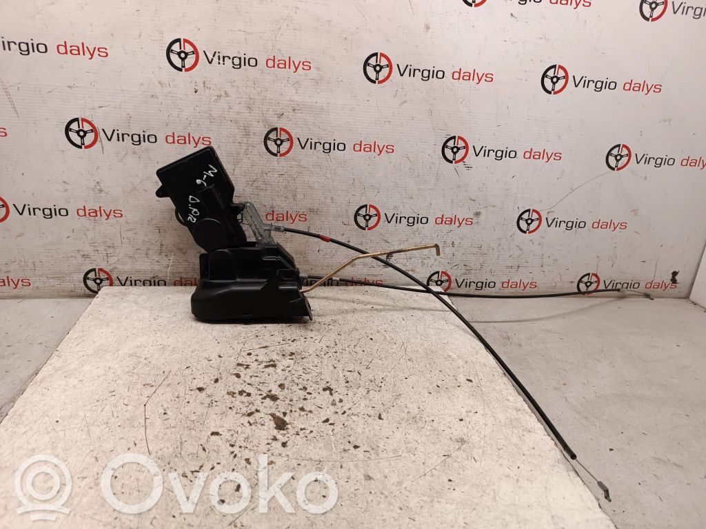 Mazda 6 Priekšpusē slēdzene 