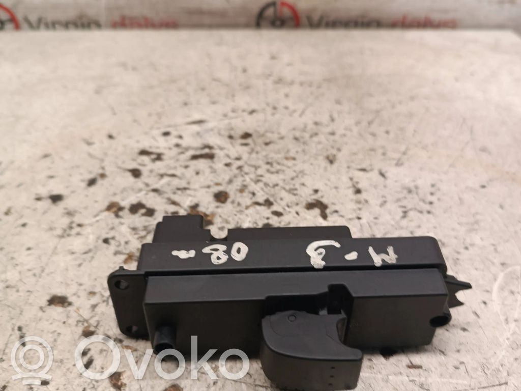 Mazda 3 I Electric window control switch 