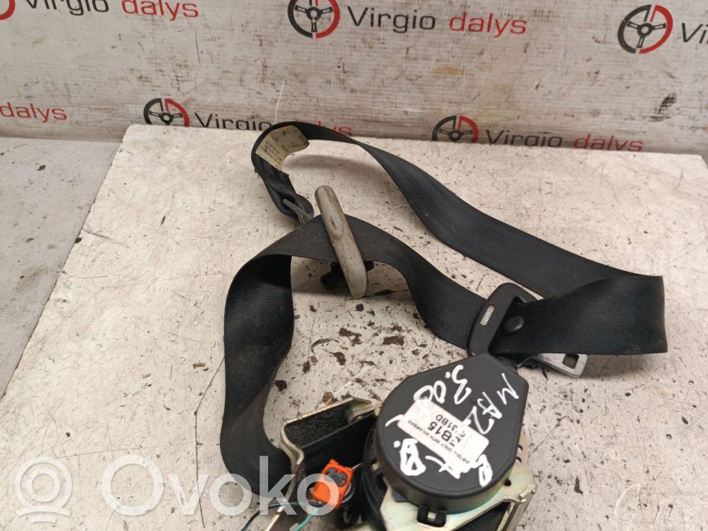 Mazda 3 I Front seatbelt 