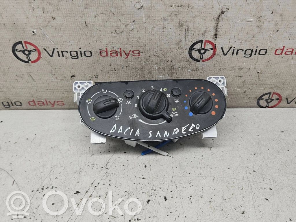 Dacia Sandero II Climate control unit 