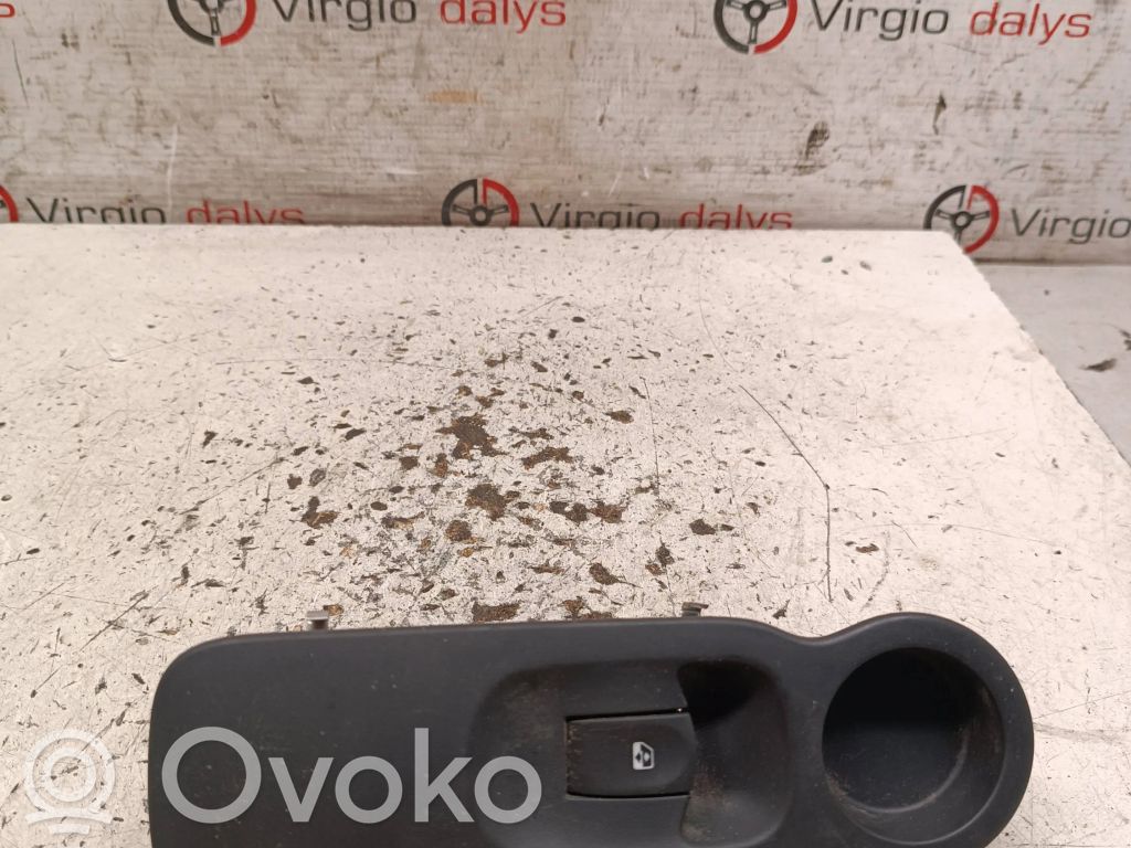 Electric window control switch   8200278436