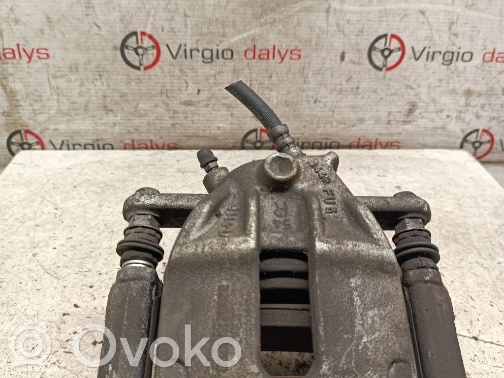 Renault Captur Front brake caliper 