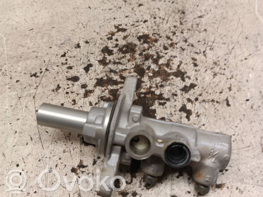 Isuzu D-Max Pagrindinis sankabos cilindriukas 