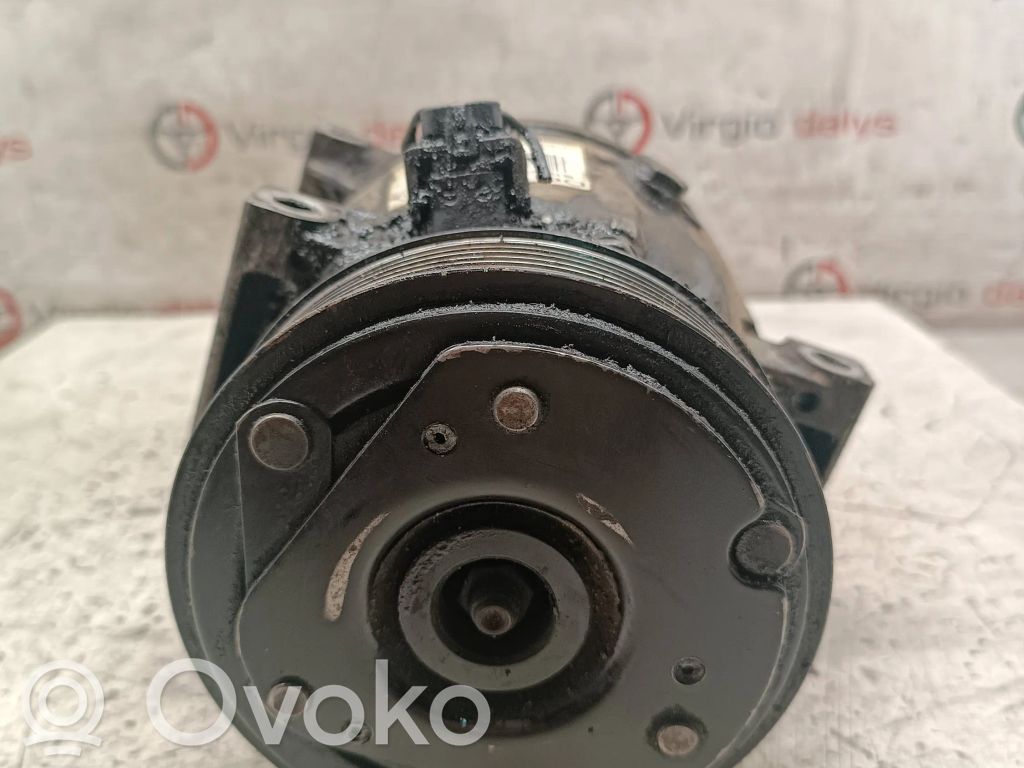 Renault Trafic II (X83) Air conditioning (A/C) compressor (pump) 