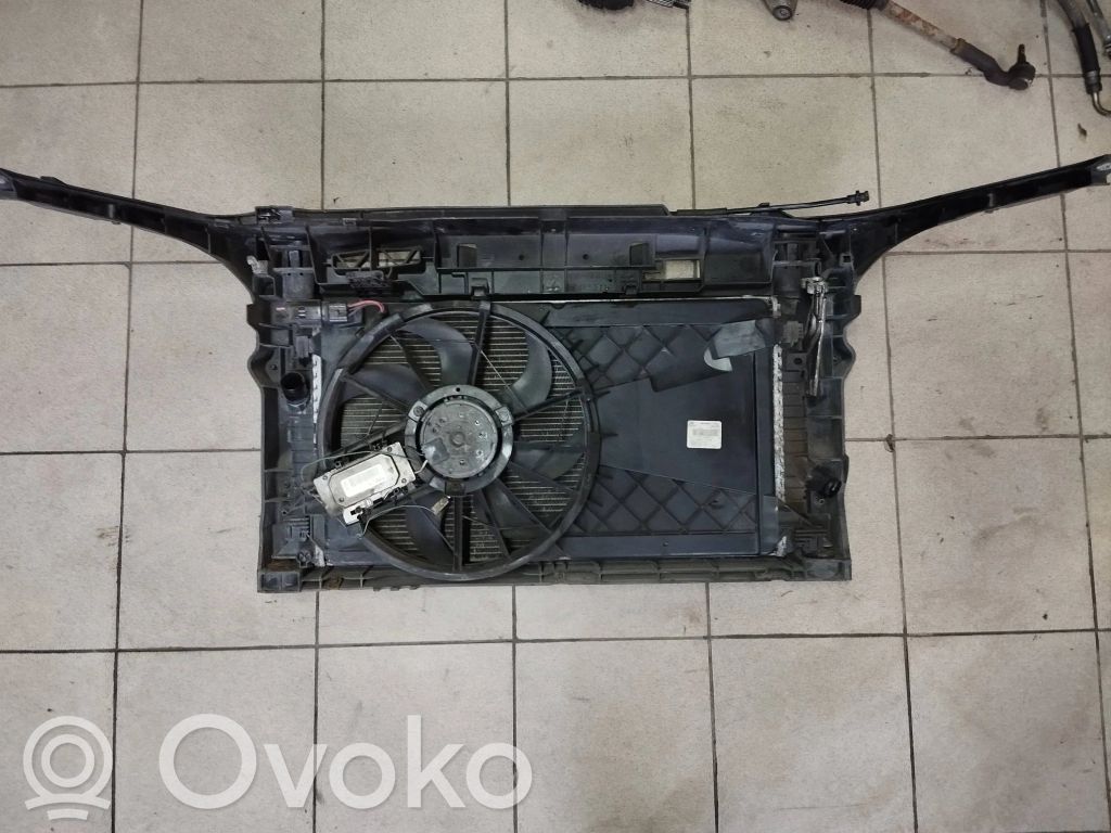 Mazda 3 I Radiatorių komplektas 