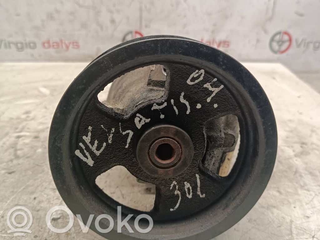 Renault Vel Satis Power steering pump 