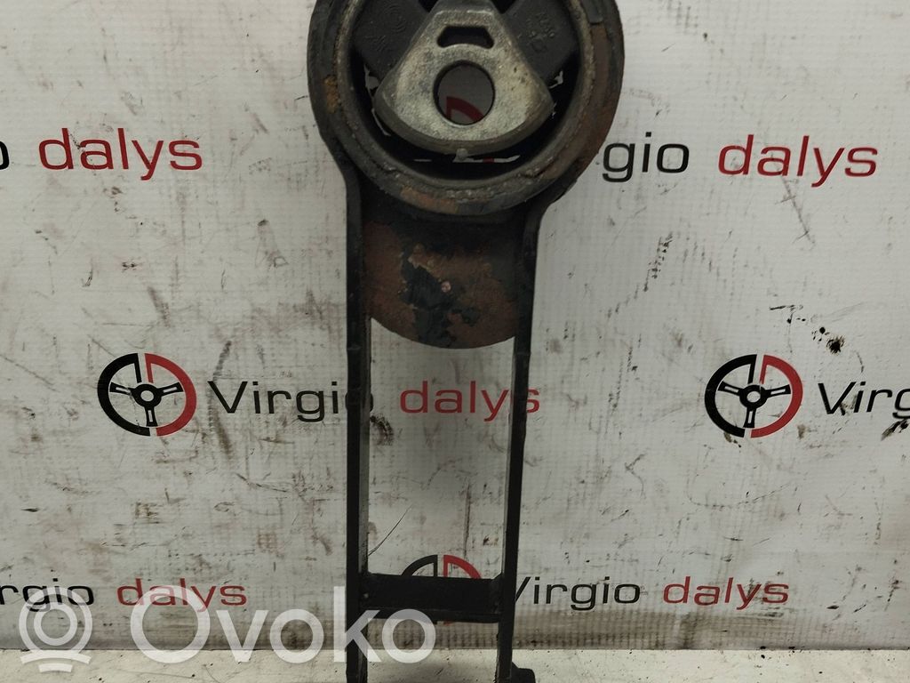 Engine mount bracket   1367067080