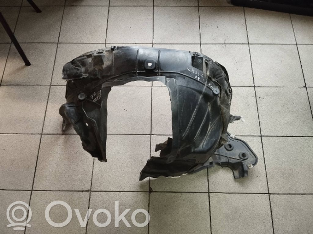 Nissan X-Trail T31 Priekinis posparnis 