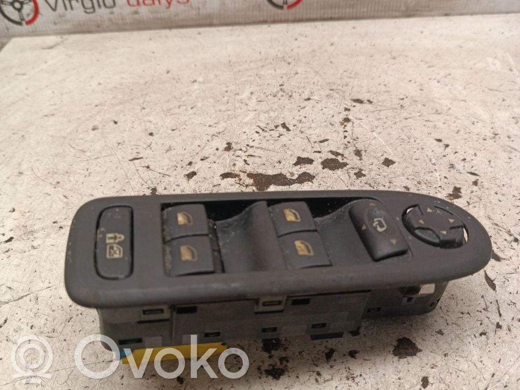 Citroen C5 Electric window control switch 