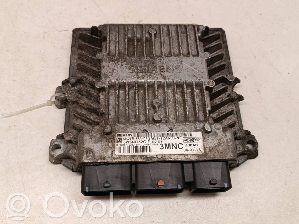 Ford C-MAX I Engine control unit/module 