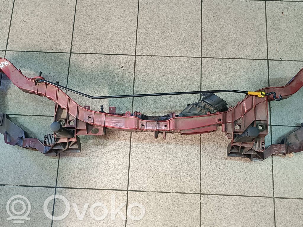Ford Kuga II Radiatoru paneļa augšējā daļa (televizors) 