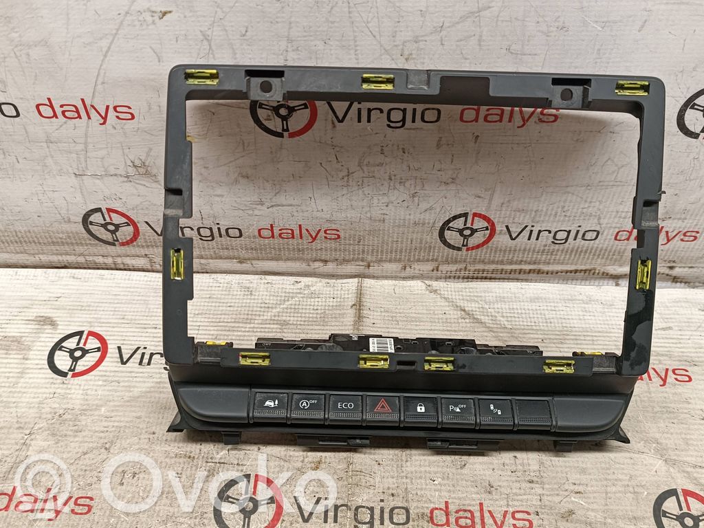 Renault Master III A set of switches 