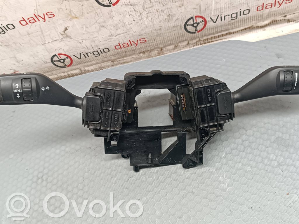 Ford Kuga I Rankenėlių komplektas 