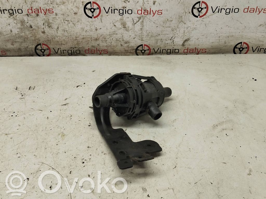 Renault Kangoo III Water pump 