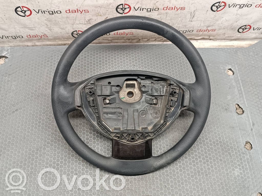 Dacia Duster Steering wheel 