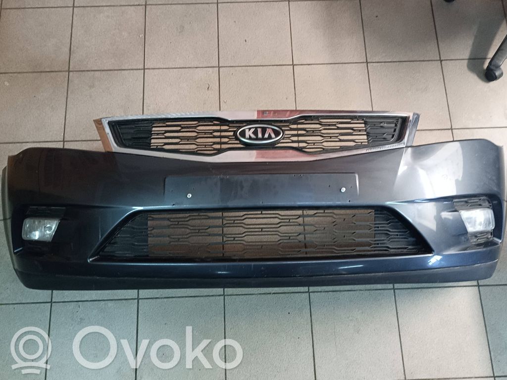 KIA Ceed Parachoques delantero 