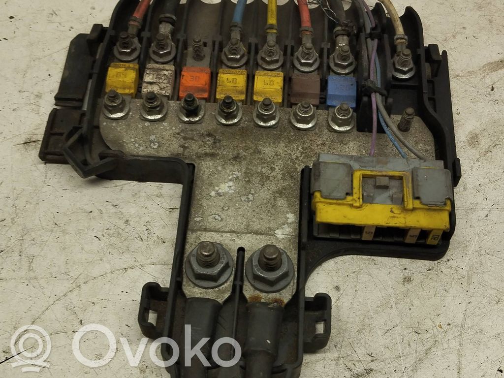 Citroen C4 I Picasso Cableado positivo 