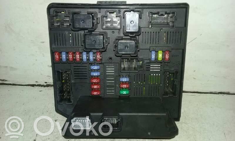 Módulo de fusible   284B7JY00A