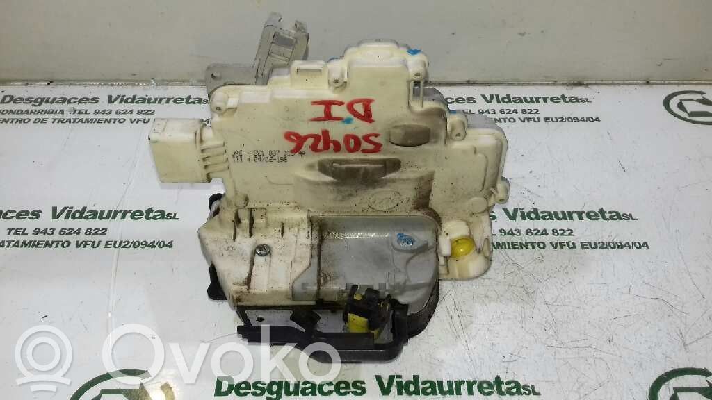 Serrure   8E1837015AA